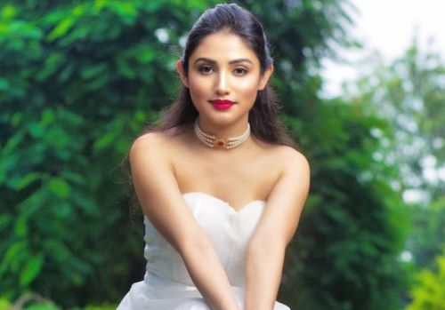 Donal Bisht Wallpapers | donal-bisht-5-5 - Bollywood Hungama