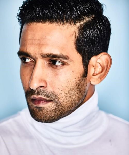 Vikrant Massey will be spending his birthday at home after several years :  Bollywood News - Bollywood Hungama